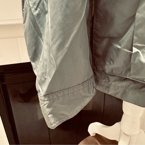 Michael Kors Hooded Anorak,  snap closures, size M - Picture 8 of 10